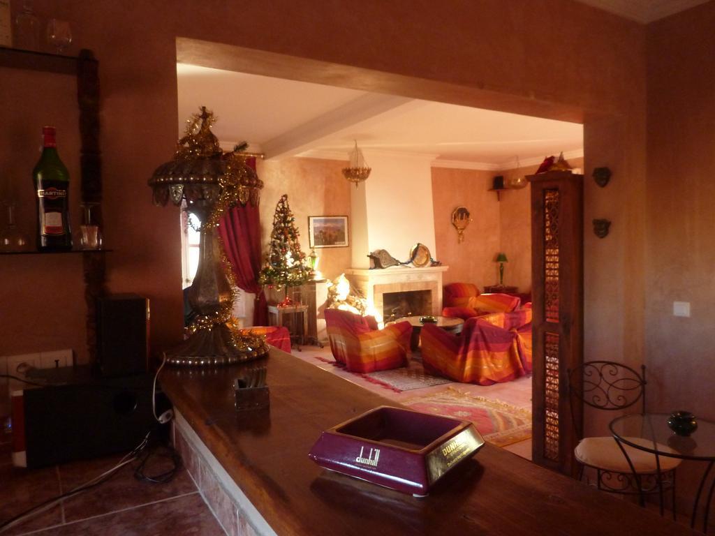 Bed and Breakfast Les Tourmalines Afeggou Exterior foto