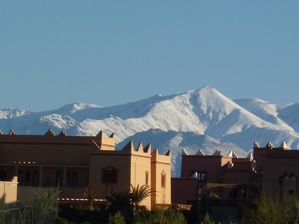 Bed and Breakfast Les Tourmalines Afeggou Exterior foto