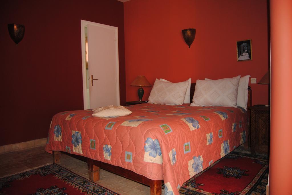 Bed and Breakfast Les Tourmalines Afeggou Exterior foto
